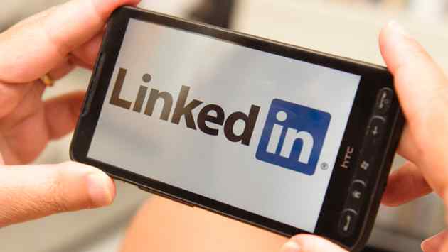 دانلود برنامه شبکه اجتماعی LinkedIn برای مشاغل